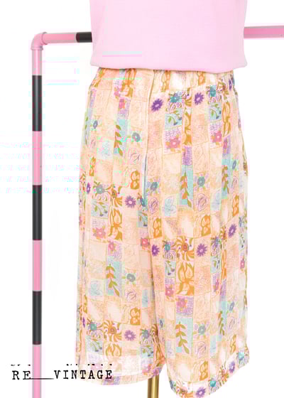 小花朵在格紋裡淡橘子色雪紡短褲（27"）8