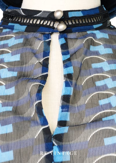 波光藍格輕紗復古長洋裝11