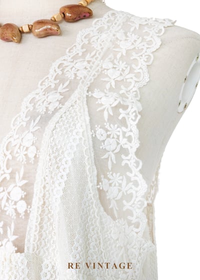 奶白色蕾絲仙氣光芒洋裝8