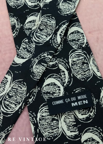 宇宙陰晴圓缺領帶3