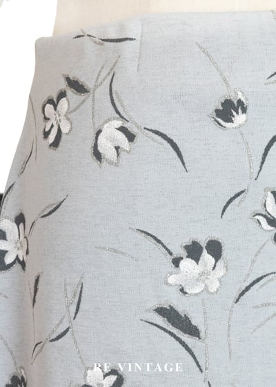 淺灰色柔軟小白花短裙（26-28"）5