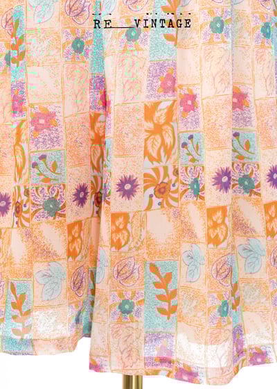 小花朵在格紋裡淡橘子色雪紡短褲（27"）4