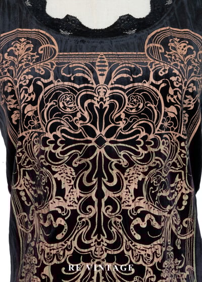 古世界華麗粉紅圖騰絨布背心6