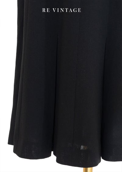 氣質單品- 黑色小魚尾質感及膝裙（23.5")3