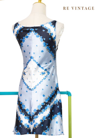 冰藍小夜曲緞面迷你洋裝11