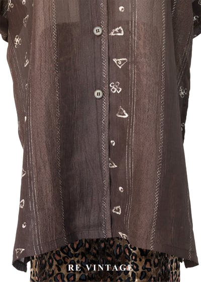 咖啡棕文青小幾何圖騰襯衫4