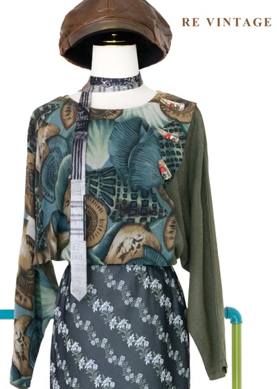 森林中的密談 - 藝術拼接衫落肩上衣1