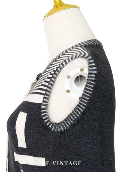 黑白間變奏曲幾合針織背心7