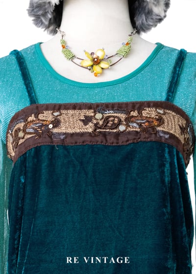 深海巴洛克亮片刺繡絨布細肩帶背心3