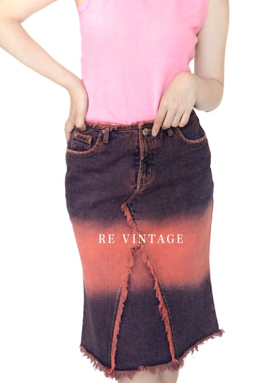 Red Light Dim Night 牛仔裙（28"）2