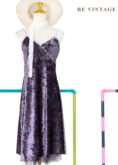 清晨霧氣葡萄神秘莊園少女1