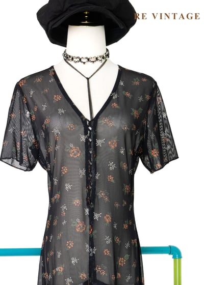 暖調浪漫紅白花透膚長洋裝3