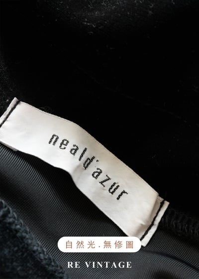 貴族學院端莊的黑絨無袖洋裝13