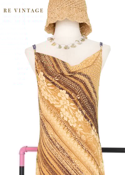 Cappuccino 斜紋小花垂墜領細肩帶洋裝4