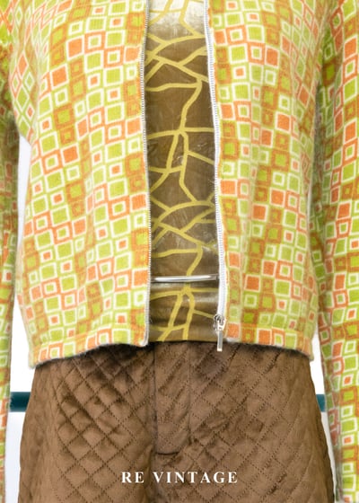 Geometric Spectrum 萊姆綠格紋毛衣外套3