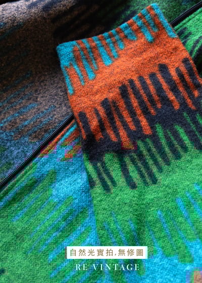 Pigments Dissolved 鮮綠色の薄款外套13