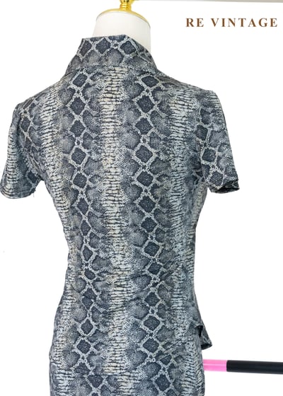 套裝上衣 - 冷灰調蛇紋野性上衣7
