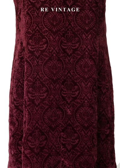 勃根地神秘古典浮雕絨布洋裝6