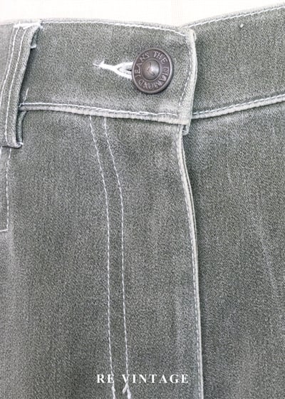 質感單品 - 煙灰綠色貼身長褲 (28-30")7