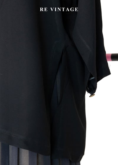 流動微光 - 金釦垂墜感雪紡上衣13