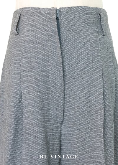 質感單品 - 俐落的灰色織品短褲（28"）3