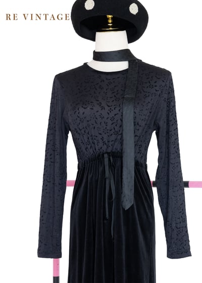 迷你小花透膚絨布長洋裝3