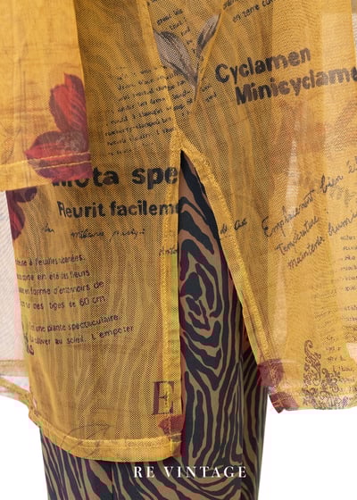 焦糖黃大紅花網紗長版襯衫6