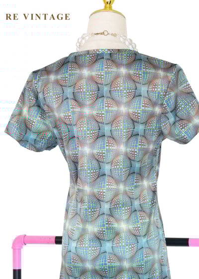 穿梭時空的數碼訊號迷你洋裝12