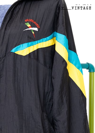 打籃球得滿分的黑色運動外套8