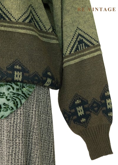 橄欖綠山型民族圖騰針織毛線衣6