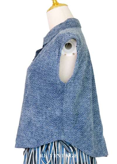 靛藍幾何紋理寬版上衣7