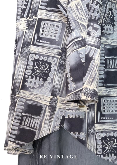 冷灰色藝術透圖飛鼠袖上衣10