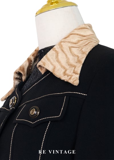 流動黃金黑結構主義上衣短版外套10