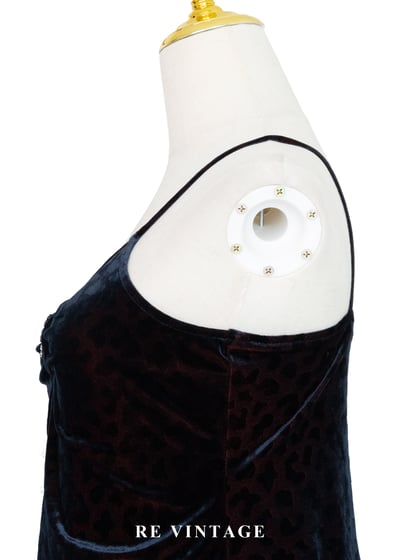 紅光豹紋絨布細肩帶背心7