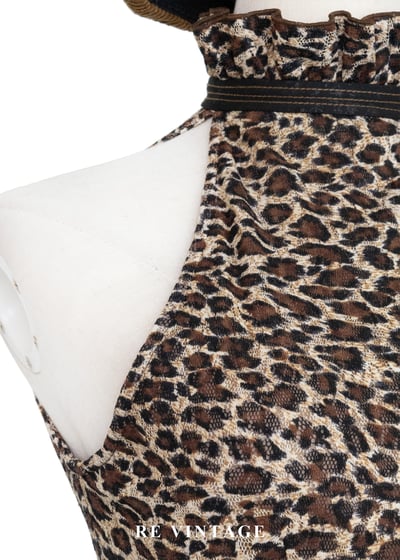 微醺獵豹荷葉削肩背心6