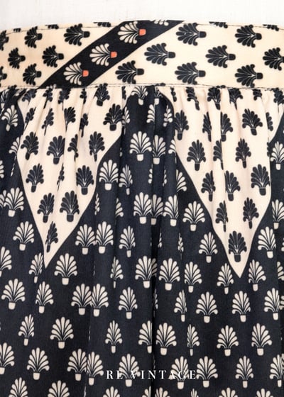 奶油黑雙色小山美裙（27.5"）10