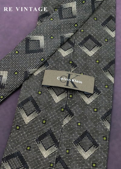 Urban Pixel 方格節奏領帶4