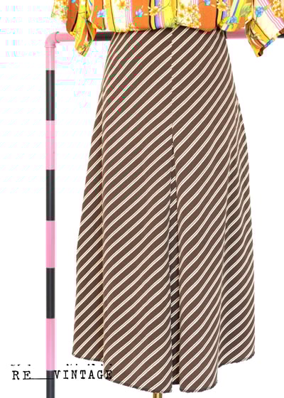 氣質單品 - 深咖啡色斜紋Ａ字中長裙1