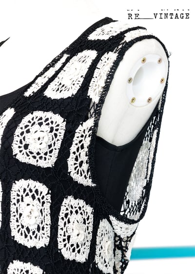 Crochet 立體小白花背心罩衫10
