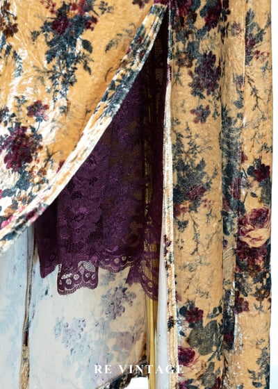 酒紅玫瑰琥珀滿版繁花絨布長洋裝7