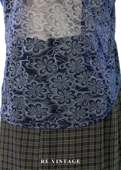 電波花語  - 極光藍燒花透膚上衣10