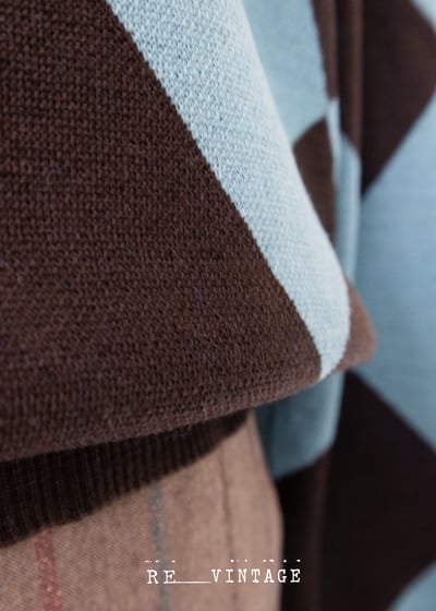 巴黎鐵塔の藍天菱格針織毛衣10