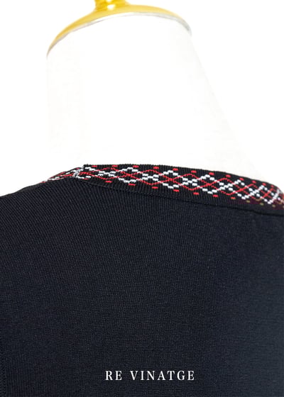 小領口圖騰黑色薄針織背心10