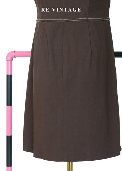 質感單品 - 完美剪裁線條巧克力色迷你洋裝9