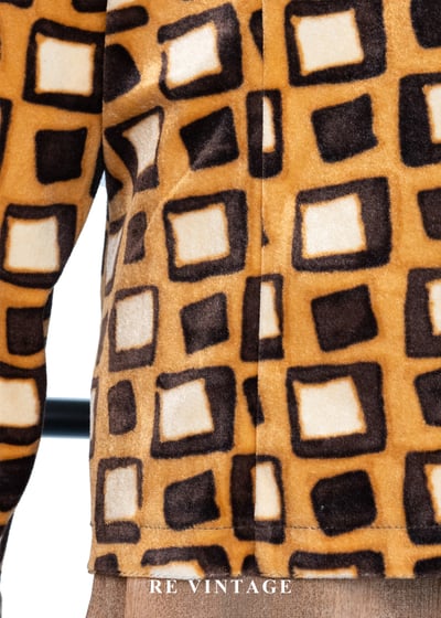 琥珀黑糖方格迷宮絨布上衣7