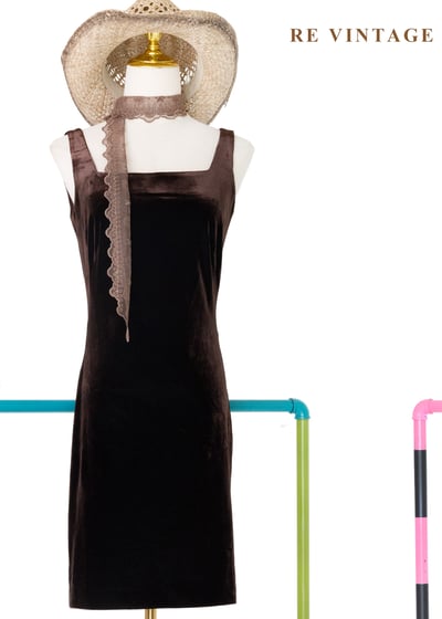 質感單品 - 迷人巧克力色絨布迷你洋裝1