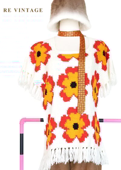 大紅花嬉皮白日夢像素針織上衣1