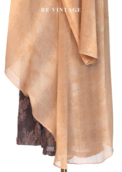 大地迴聲渲染不規則洋裝9