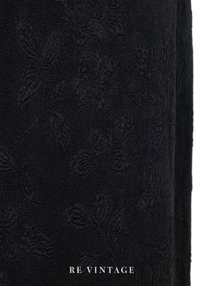 必備單品 - 立體壓花黑色長裙（26-32"）9