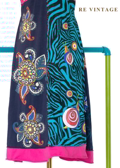 『歐洲寶貝』霓虹迴聲狂歡派對細肩帶洋裝8